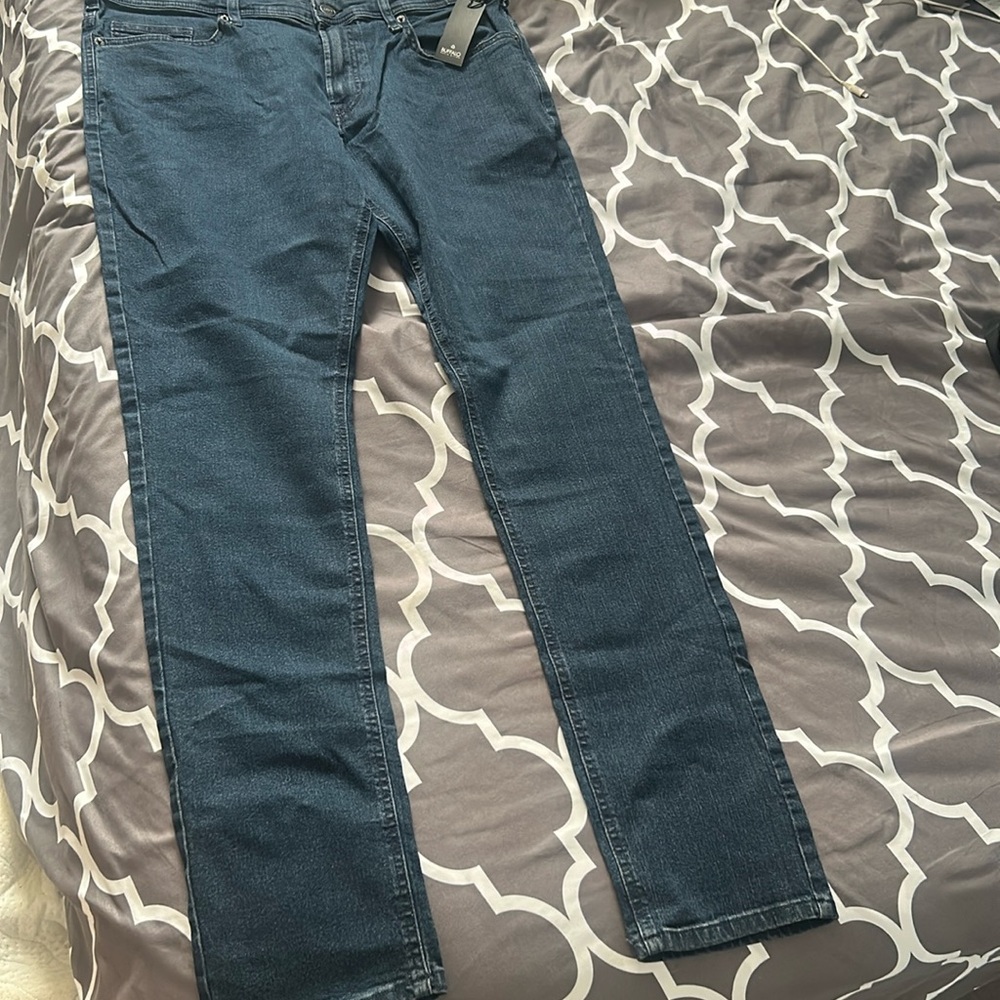 Skinny stretch jeans by Buffalo David Bitton